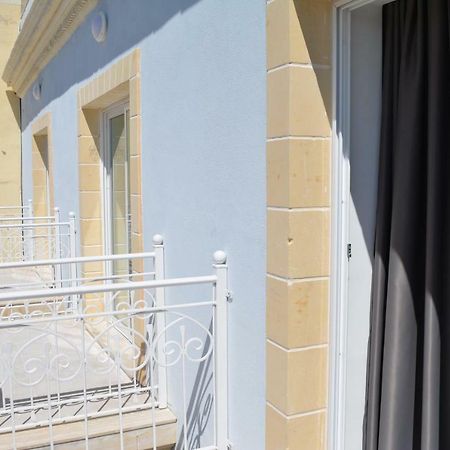 Hortensia 2 Bedroom Apartment St. Paul's Bay Buitenkant foto